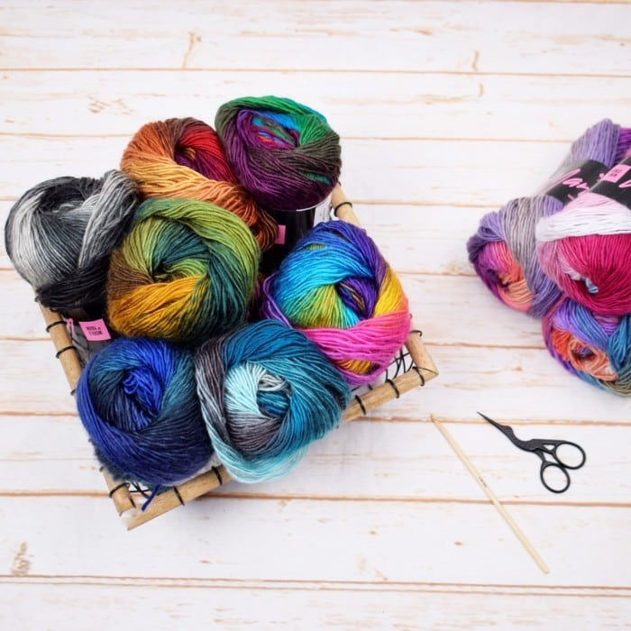 Manarola yarn Hobbii