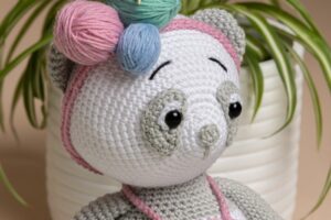 panda mom crochet animal